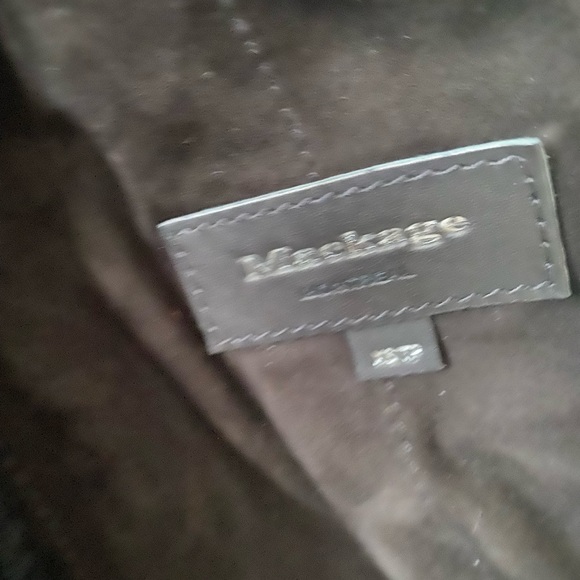 Brand new Mackage shearling coat with leather belt - Picture 6 of 11